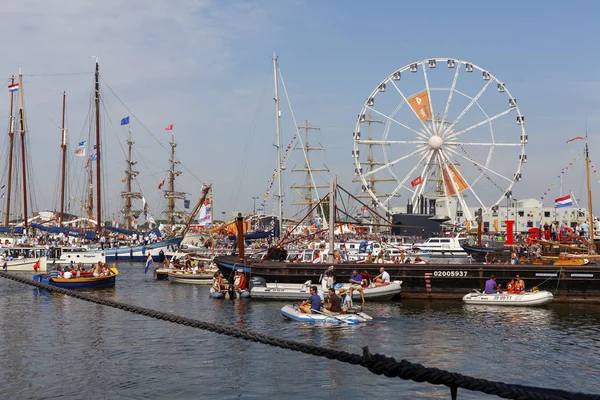Países Bajos Agosto 2015 Muchos Barcos Sail Amsterdam Son Mayor — Foto de Stock