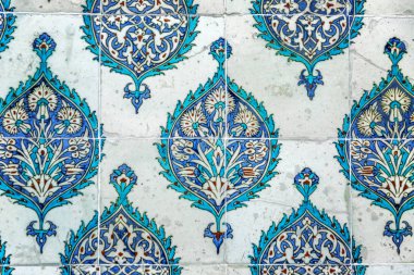 İstanbul, Türkiye, 22.05.2019: Topkapı'nın hareminde kiremit deseni