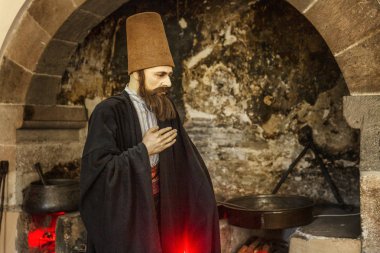 Konya, Türkiye, 05/12/2019: Mevlana Müzesi'ndeki balmumu figürleri, yerli sahneler.