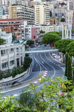 Monte Carlo, Monaco, 10 / 05 / 2019: Güneşli bir günde şehrin güzel manzarası.