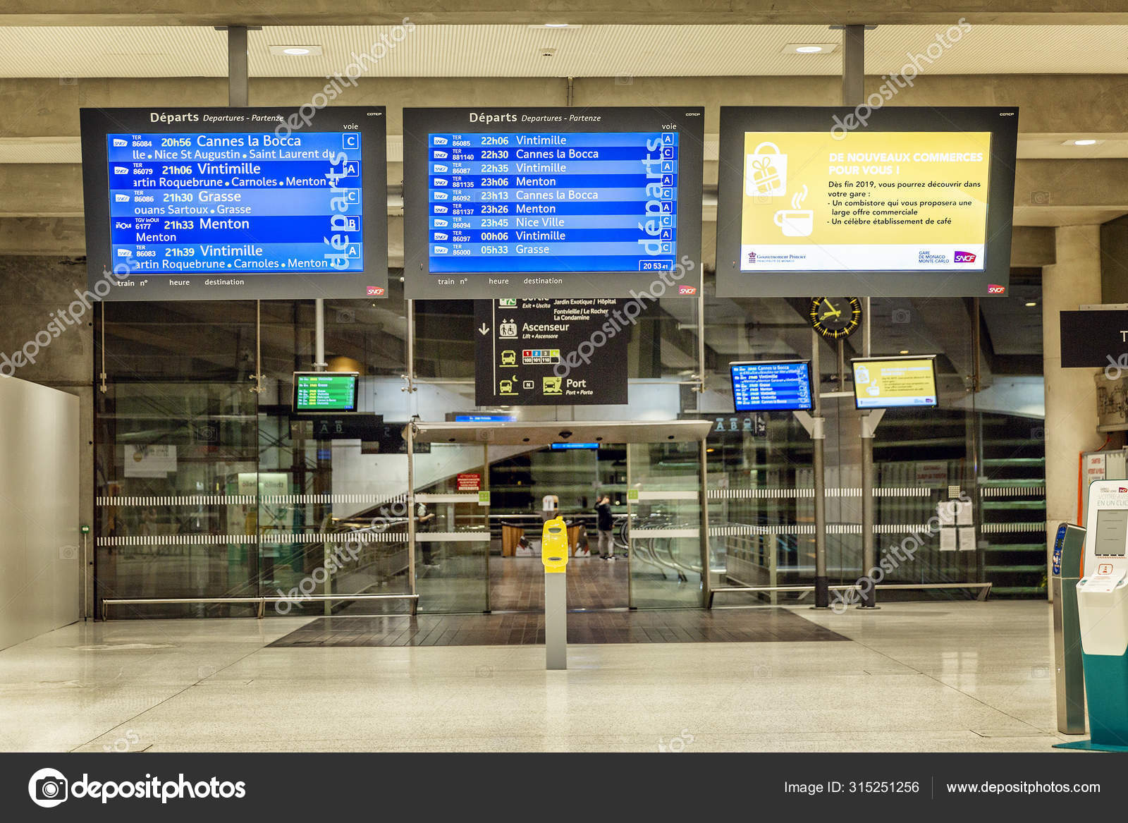 Monte Carlo 10 05 2019 Interior Of The Train Station A Board Indicating The Arrival And Departure Of Trains Stock Editorial Photo C Demanna 315251256