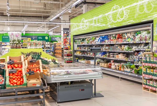 Het Interieur Van Een Supermarkt Moskou Rusland 2020 — Stockfoto