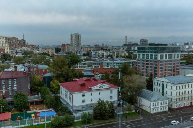 Yukarıdan kentsel manzara. Moskova, Rusya, 09 / 13 / 2020.