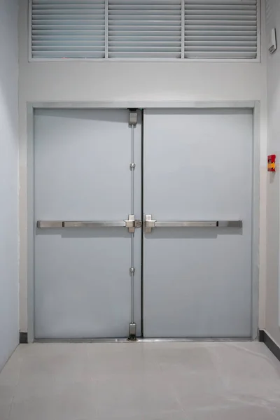 Metal Lock Latch for Lock the Toilet Blue Door Stock Image - Image of  interior, clean: 108783601