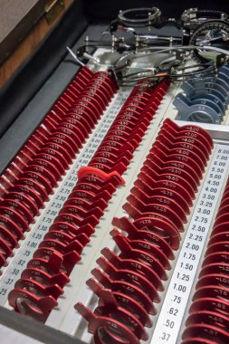 Test gözlük bir dizi demek için tanılama ve düzeltme vizyon lensler. Göz hastalıkları kavramı için arka plan.