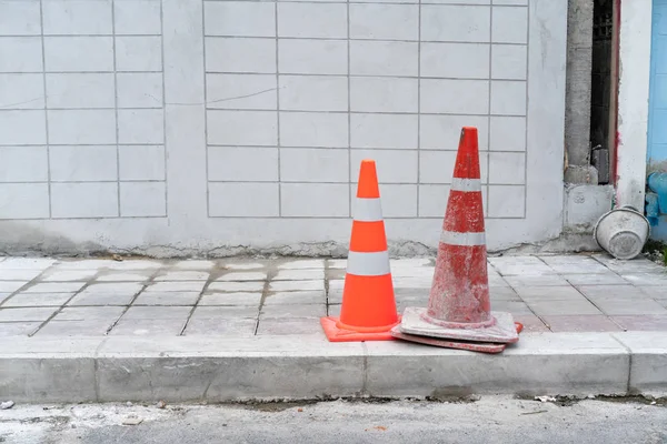 Two Orange Traffic Cones Footpath Concrete Road — Stock Photo, Image