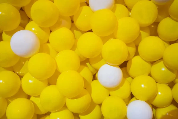 Yellow White Plastic Balls Texture Background — Stock Photo, Image
