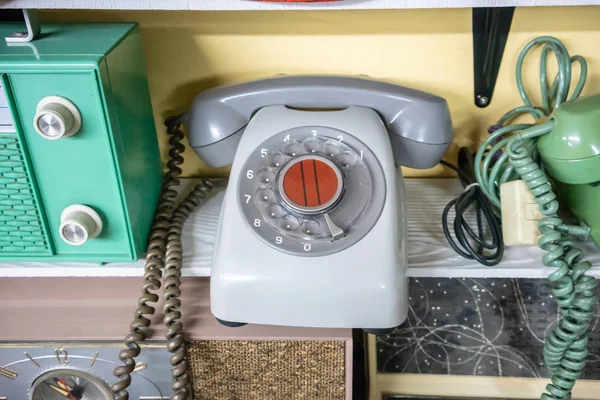 Green Grey Vintage Phone Wooden Shelf Retro Style Phone — Stock Photo, Image