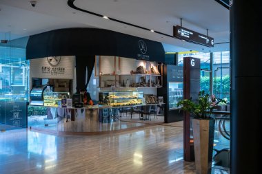 Eric Kayser, Eşcinsel sorn Köyü, Bangkok, Tayland, 25 Ekim 2018: Modern Fransız caf lüks alışveriş merkezi.