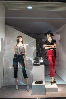 Jaspal dükkanı Paradise Park, Bangkok, Tayland, 22 Ekim 2018: moda giyim ve aksesuar markası görüntüleme.