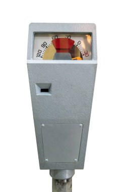 Retro parkmetre izole kırpma yolu ile beyaz arka plan üzerinde zamanla.
