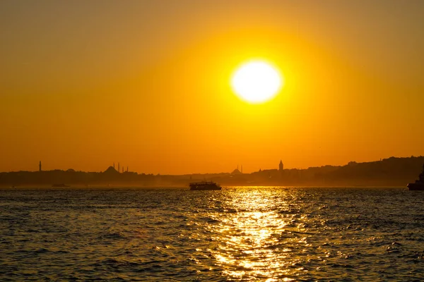 Stadsbilden Istanbul Vid Solnedgången — Stockfoto