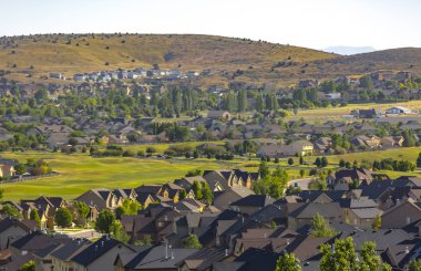 Golf sahası bulunan kartal dağ evleri