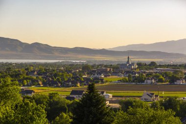 Utah göl ile uzaktan Tapınağı