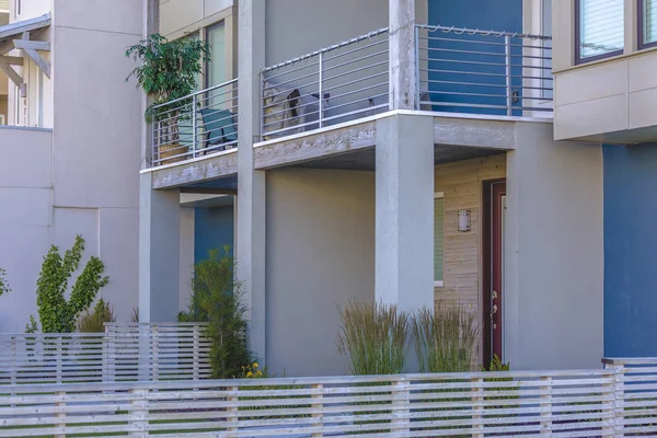 Modern entry of homes in Daybreak — Stock Photo, Image