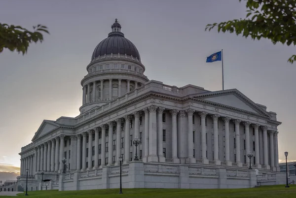 Salt Lake City by the Utah State Capital Building — Stock Photo, Image