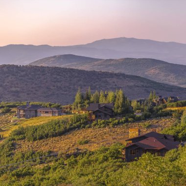 Evlerin Vadisi görüşlerini hill Meydanı