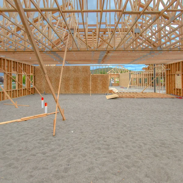 Área de construção interior quadrado do novo edifício — Fotografia de Stock