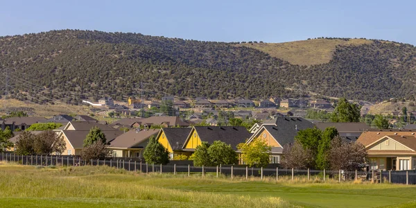 Homes near golf course in Eagle Mountain Utah