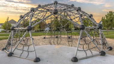 Çerçeve tırmanma geometrik kubbe iple Bahçesi