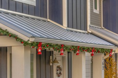 Dış süs eşyaları ve ev kırmızı fener