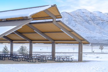 Dağ ve gökyüzü Utah karşı alan yemek