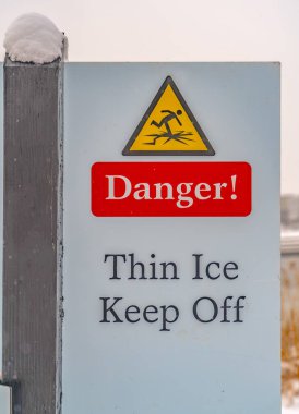 Tehlike ince buz tutmak kapalı işareti Daybreak Utah