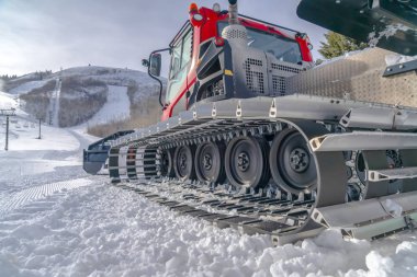 Kar makinesi Park City Utah Kayak merkezinde damat