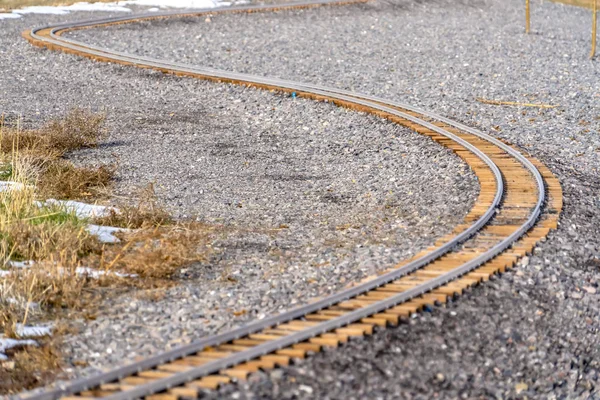 Spoorweg track bekeken op een zonnige winterdag — Stockfoto