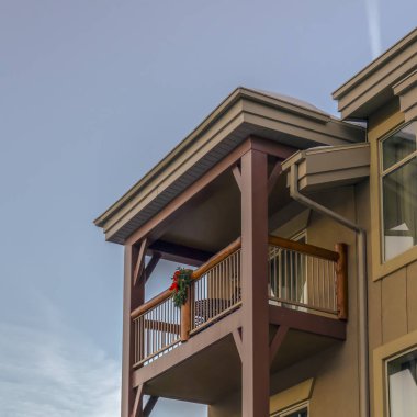 Park City balkon Ray üzerinde yay ile çelenk
