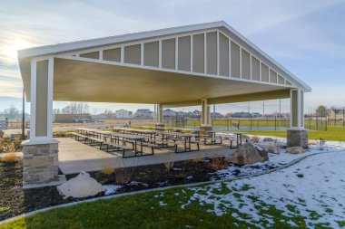 Kış aylarında Eagle Mountain Utah piknik alanı