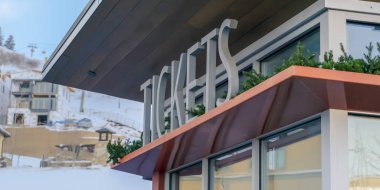 Park City Utah'taki bir kayak merkezinde bilet gişesi