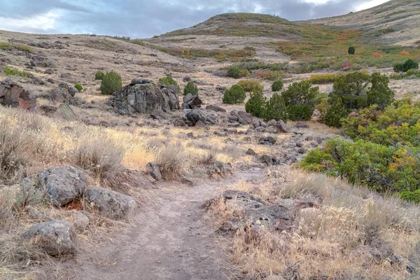 Schmutzwanderweg in der Wildnis von Utah — Stockfoto