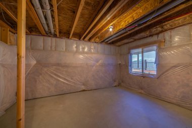 İzole edilmiş bir odanın içi boş.