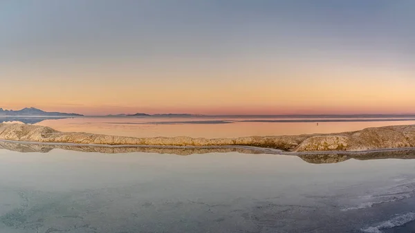 Ramka panoramiczna Panorama patelni w Bonnievale Salt Flats — Zdjęcie stockowe