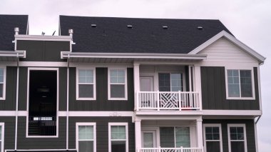 Panorama Modern apartman bloğu ön cephesi