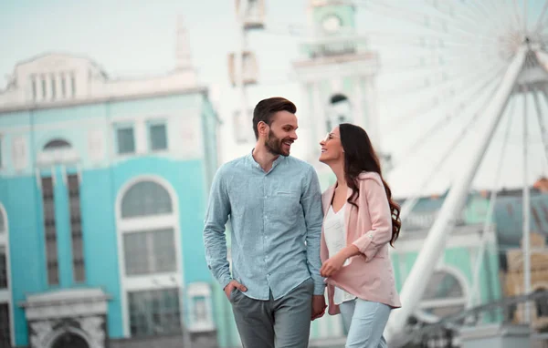 Havada Aşk Var Güzel Romantik Çift Şehirde Birlikte Vakit Sakallı — Stok fotoğraf