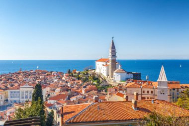 Piran şehirde Adriyatik Denizi, önemli turistik mekanlara Slovenya, Europe.