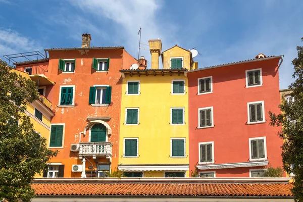 Fachada Colorida Uma Antiga Casa Rovinj Croácia Europa — Fotografia de Stock