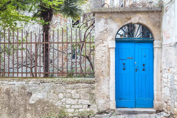 Stone Facade Blue Entrance Door Old House Rovinj Croatia Europe — Stock Photo, Image