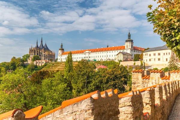 Szent Borbála Székesegyház Jezsuita Főiskola Kutna Horában Csehországban Európában — Stock Fotó