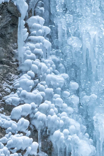 Detail Des Eisfalls Einer Winterlandschaft — Stockfoto