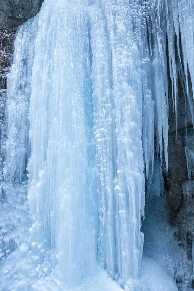 Detail Einer Winterlandschaft Eisfall Einer Felswand — Stockfoto