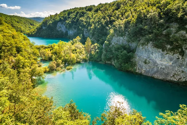 Vista Paisagem Com Lago Parque Nacional Dos Lagos Plitvice Croácia — Fotografia de Stock