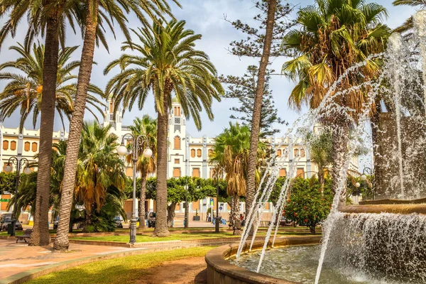 La Plaza de Espana, piazza della città a Melilla, una provincia spagnola . — Foto Stock