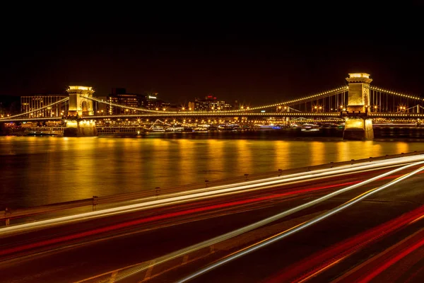 Знаменитый Цепной мост в Будапеште, Венгрия . — стоковое фото