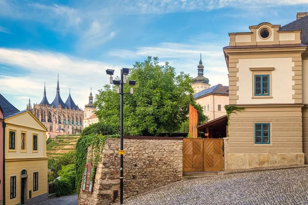 チェコ共和国クトナ ホラの中心部にある歴史的家屋 ヨーロッパ — ストック写真