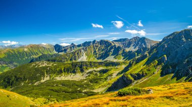 Tatra Ulusal Parkı 'nın Rohace bölgesindeki dağ manzarası, Slovakya, Avrupa.