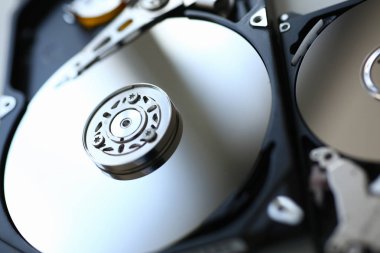 Bilgisayarınız veya dizüstü bilgisayarınız sabit diskinizden yatıyor