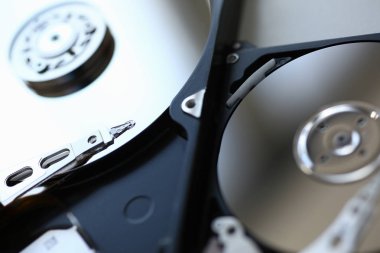 Bilgisayarınız veya dizüstü bilgisayarınız sabit diskinizden yatıyor